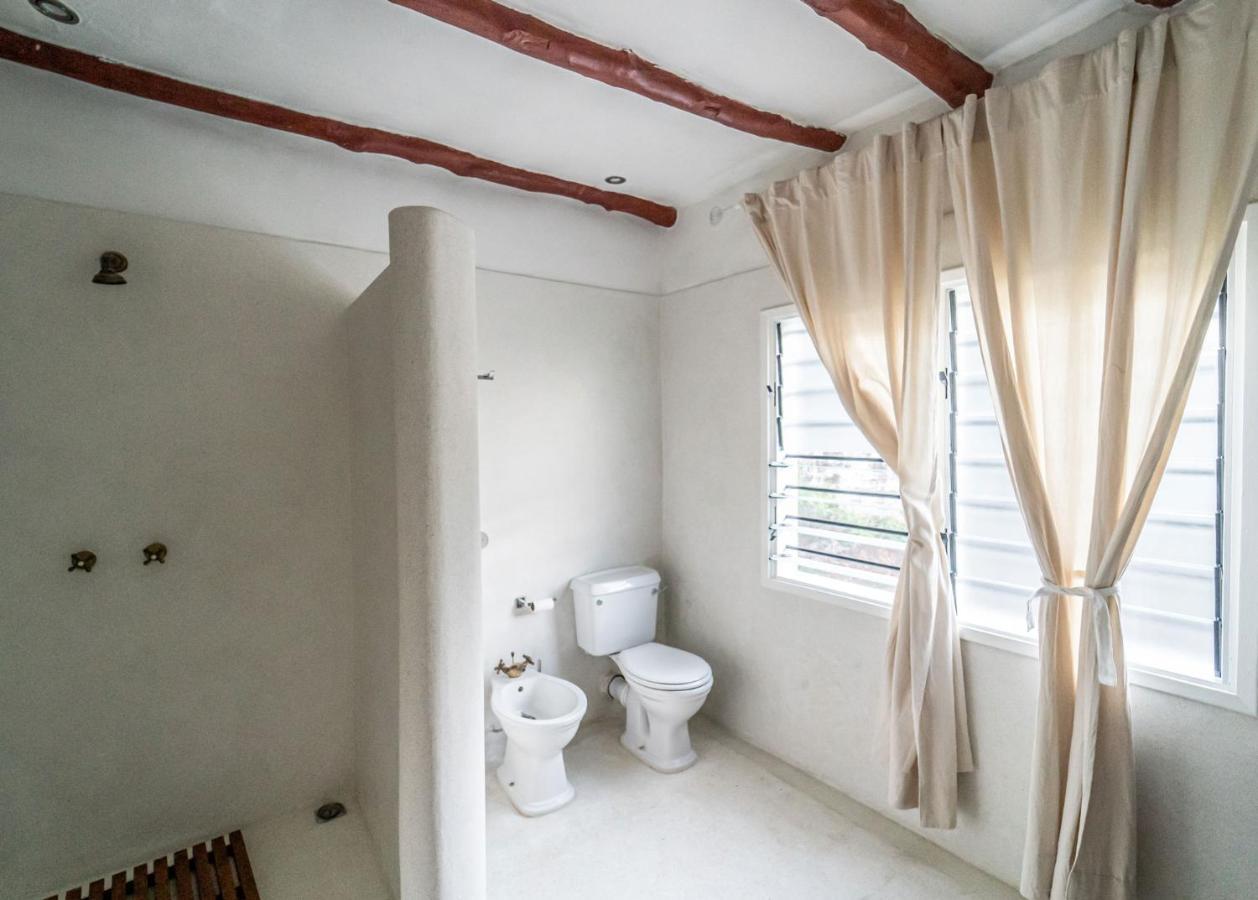 Nyumba Ya Mbuyu Hotel Malindi Exterior photo