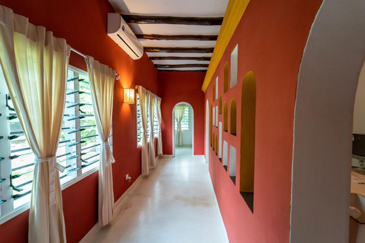Nyumba Ya Mbuyu Hotel Malindi Exterior photo