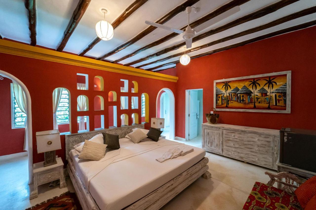 Nyumba Ya Mbuyu Hotel Malindi Exterior photo